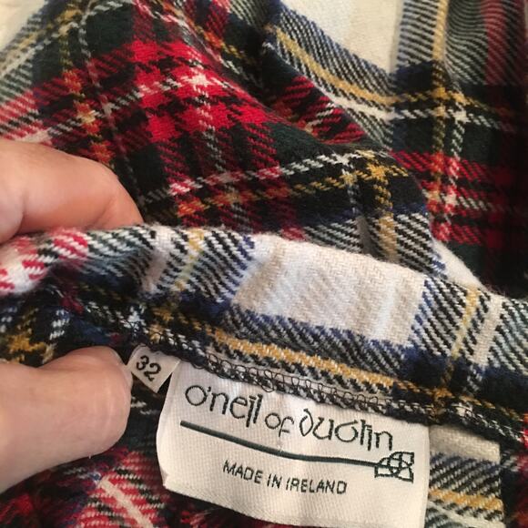 VINTAGE PLAID KILT SKIRT FROM IRELAND - Picture 5 of 10